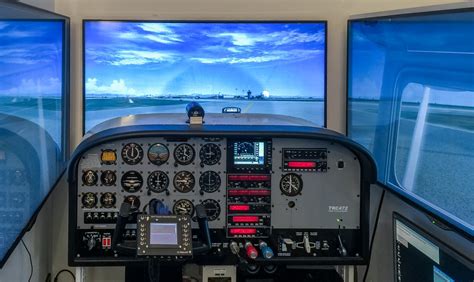 Cessna C-182 RG real cockpit for Flight Simulator.