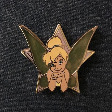 Pin by Gabi Anthony on Disney pins | Disney pins, Enamel pins, Disney