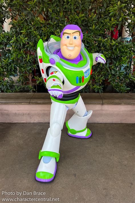 Buzz Lightyear at Disney Character Central