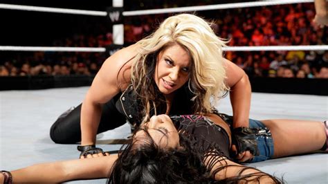 Kaitlyn vs. AJ Lee: photos | WWE