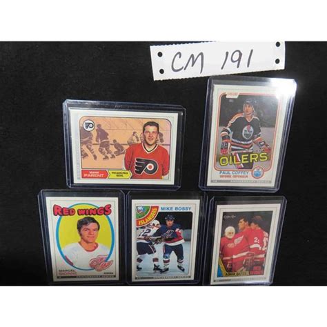 5 Assorted Hockey Cards