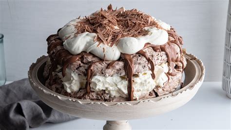 Chocolate Pavlova Recipe