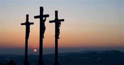 What Do We Know about the Three Men on Calvary’s Crosses?