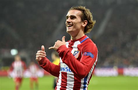 🔥 Download Vid O Griezmann Marque Un Coup Franc Superbe Lors De by ...