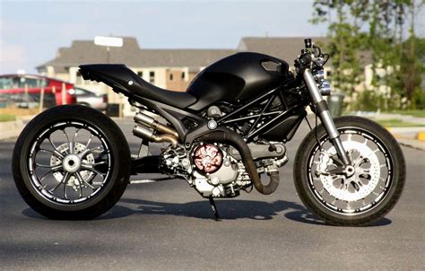 Ducati Monster 1100 - way2speed