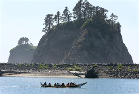 Seminoles cross the country for cultural exchange with Quinault ...