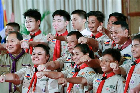 Duterte meets with Boy Scouts of the Philippines | Photos | GMA News Online