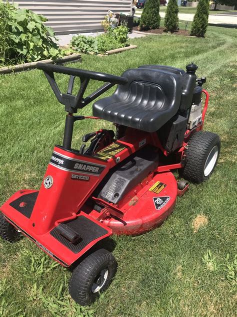 Riding lawn mower snapper SR1028 for Sale in Naperville, IL - OfferUp