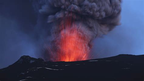 Swarm of big earthquakes rattles Iceland’s Katla Volcano - Next large ...