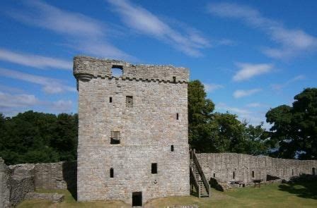 Loch Leven Castle (place of imprisonment of Mary Stuart, Queen of Scots ...