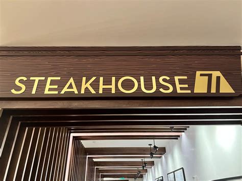 Photos - Sneak Peek Inside Steakhouse 71 at Disney's Contemporary ...