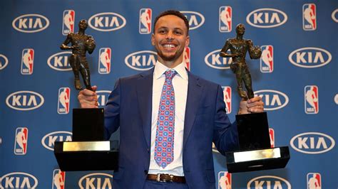 Warriors' Steph Curry Has Strong Response to MVP News