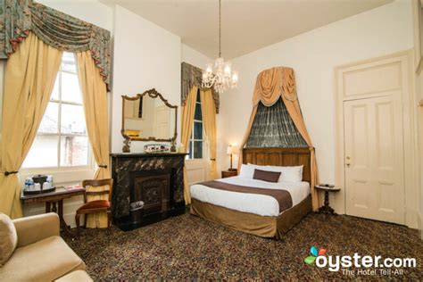 Lafitte Guest House Review: What To REALLY Expect If You Stay