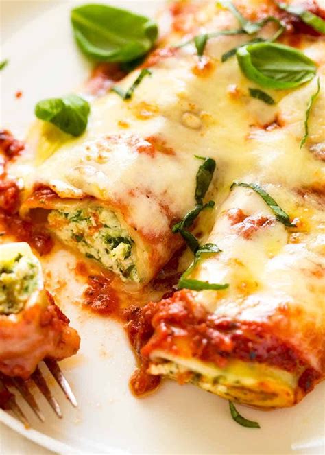 Spinach And Ricotta Cannelloni | therecipecritic