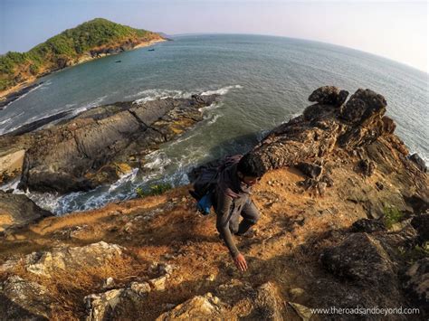 Kumta to Gokarna beach trek, through Konkan's coasts and cliffs