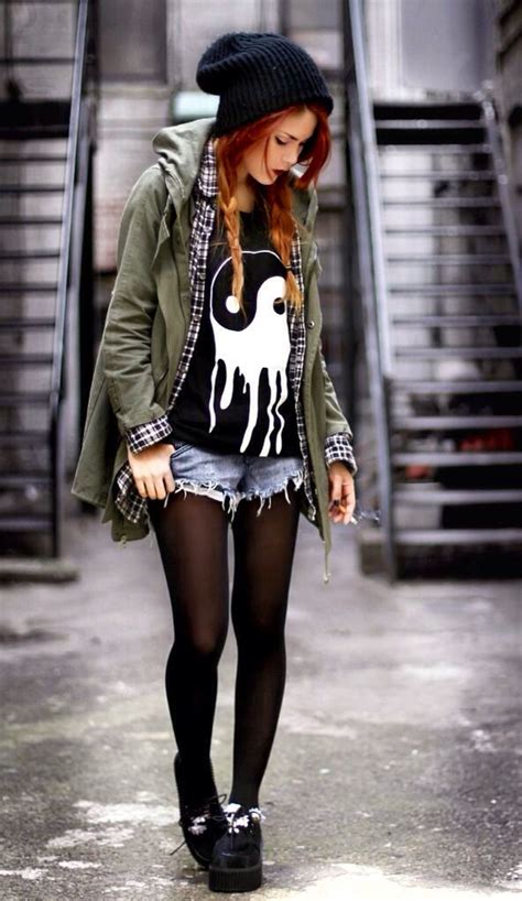 68 Best images about Grunge (90s style) on Pinterest | Tatoo, Rock ...