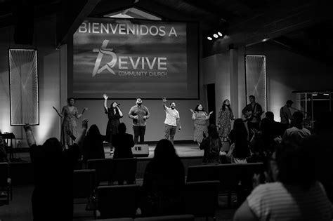 Live | Revive Community Church