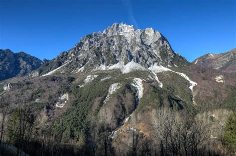 6-day hiking tour along the Carnic Alps. 6-day trip. Certified guide