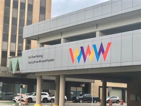 Parking downtown? No problem! | Downtown Waco