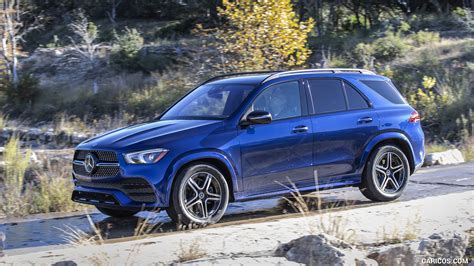 2020 Mercedes-Benz GLE 350 4MATIC (Color: Brilliant Blue; US-Spec ...