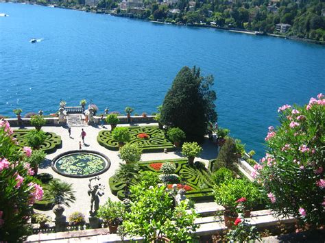 Isola Bella, Italy | Isola bella - Italy | Great, beautiful and awesome ...