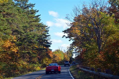 Fall Color on Skyline Drive | Trails & Travel