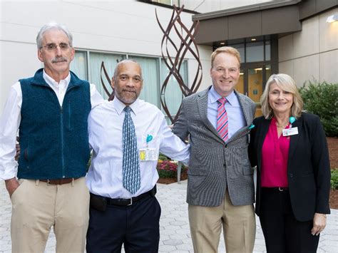 Salem Hospital Sculpture Honors COVID-19 Victims, Health Care Workers ...