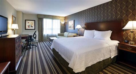 Hampton Inn Boston Natick Hotel (Natick (MA)) - Deals, Photos & Reviews