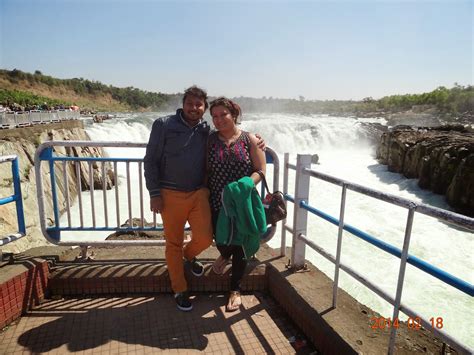 Aniruddha : Visit to Bhedaghat Dhuandhar falls