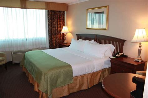 Days Inn by Wyndham Warren | Warren, PA Hotels