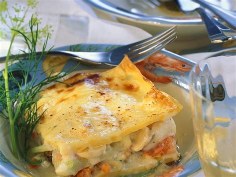 Seafood lasagna with béchamel sauce Recipe | EatSmarter