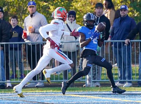 Photos: St. Francis vs Morgan Park football in Class 5A quarterfinals ...