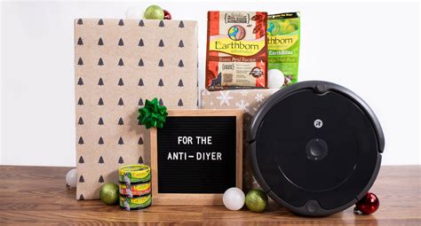 Christmas Gifts for Pet Lovers | Earthborn Holistic Pet Food