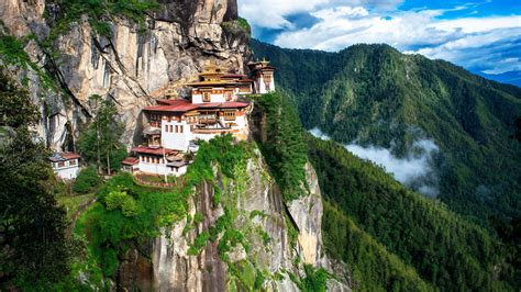 Is Bhutan, the ‘World’s Last Shangri-La’, Worth the Hype—and the Price Tag?