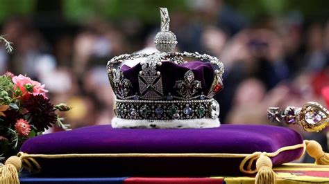 The dazzling crown which sat on the Queen’s coffin - BBC News