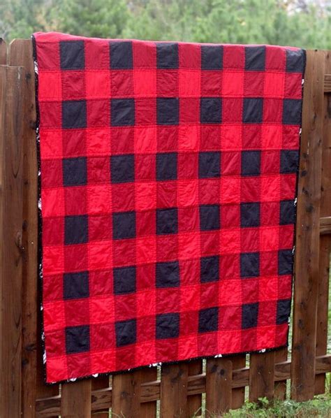 Buffalo Plaid Quilt Pattern | FaveQuilts.com