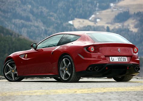 FERRARI FF Specs & Photos - 2011, 2012, 2013, 2014, 2015, 2016 ...