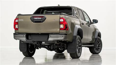 √2024 Toyota HiLux and Fortuner to receive hybrid power next year ...