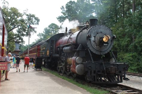 Lone Star Historian: Texas State Railroad