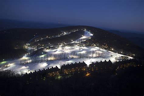 Wintergreen Resort Ski Resort Guide | Snow-Forecast.com