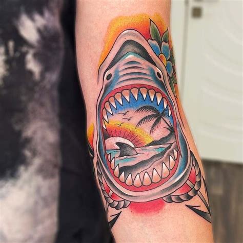 23 Shark Tattoo Ideas and Meanings - 2024 Guide