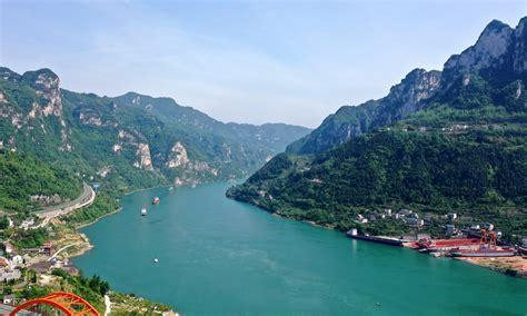 Yangtze River basin faces severe drought after experiencing lowest ...