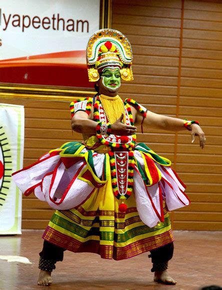 Ottanthullal | Dance Forms in Kerala | Kerala | Kerala