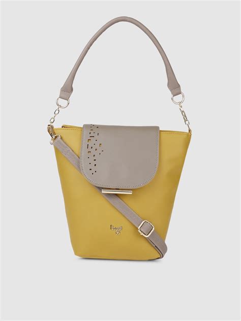 Best Affordable Handbag Brands In India | Paul Smith