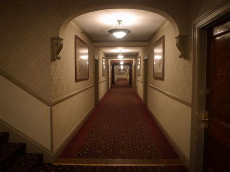 The Stanley Hotel: a Haunted Film Location Not for the Faint of Heart ...