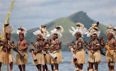 Papua | Indonesia’s Easternmost Province | Britannica