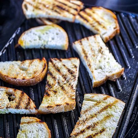 How To Toast Bread In Pan - Grill Pan Crostini | Sip Bite Go