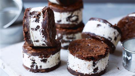 Brownie Ice-Cream Sandwich Recipe | Epicurious