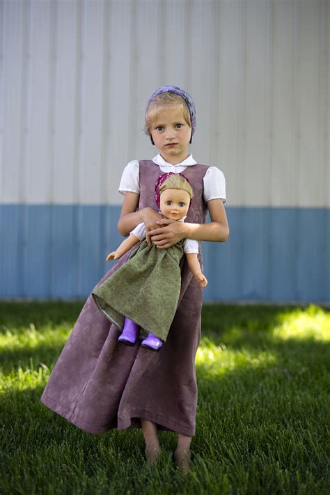 The photographer giving a rare glimpse inside Hutterite colonies