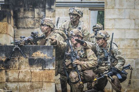 Soldiers participate in a training exercise at Kahuku Training Area on ...